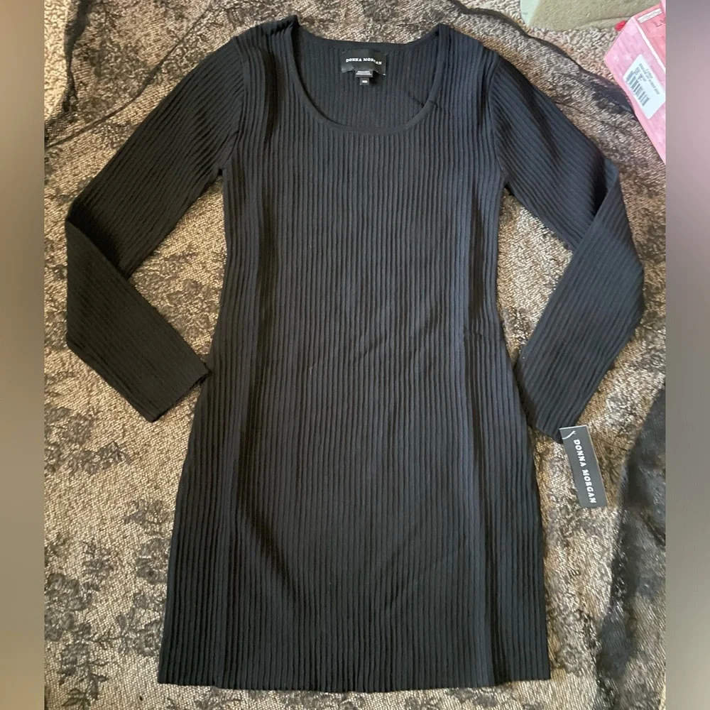 DONNA MORGAN
Bodycon Ribbed Sweater Mini Dress - Picture 4 of 4